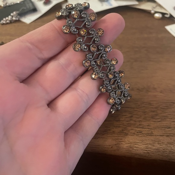 Set of 3 Stretching Bracelets. - Picture 8 of 9